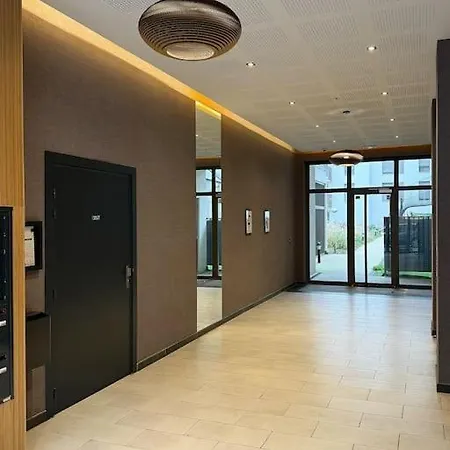 Appartement Moderne Avec Balcon Proche De Paris Aubervilliers Buitenkant foto