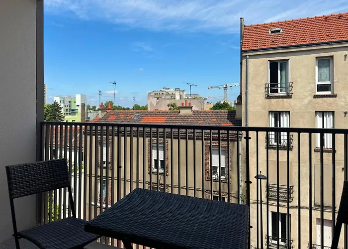 Appartement Moderne Avec Balcon Proche De Paris